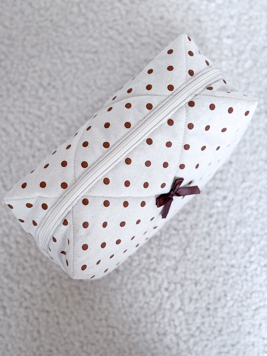 Trousse beauté matelassée écrue pois marron – Alma