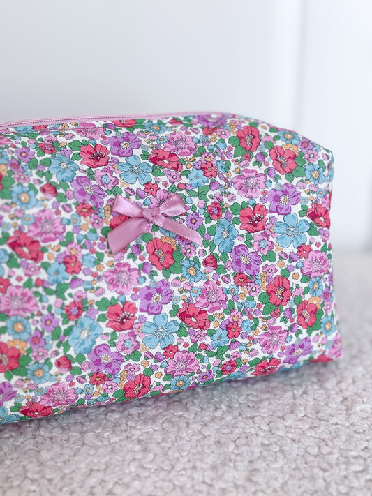 Trousse beauté matelassée fleurie – Iris