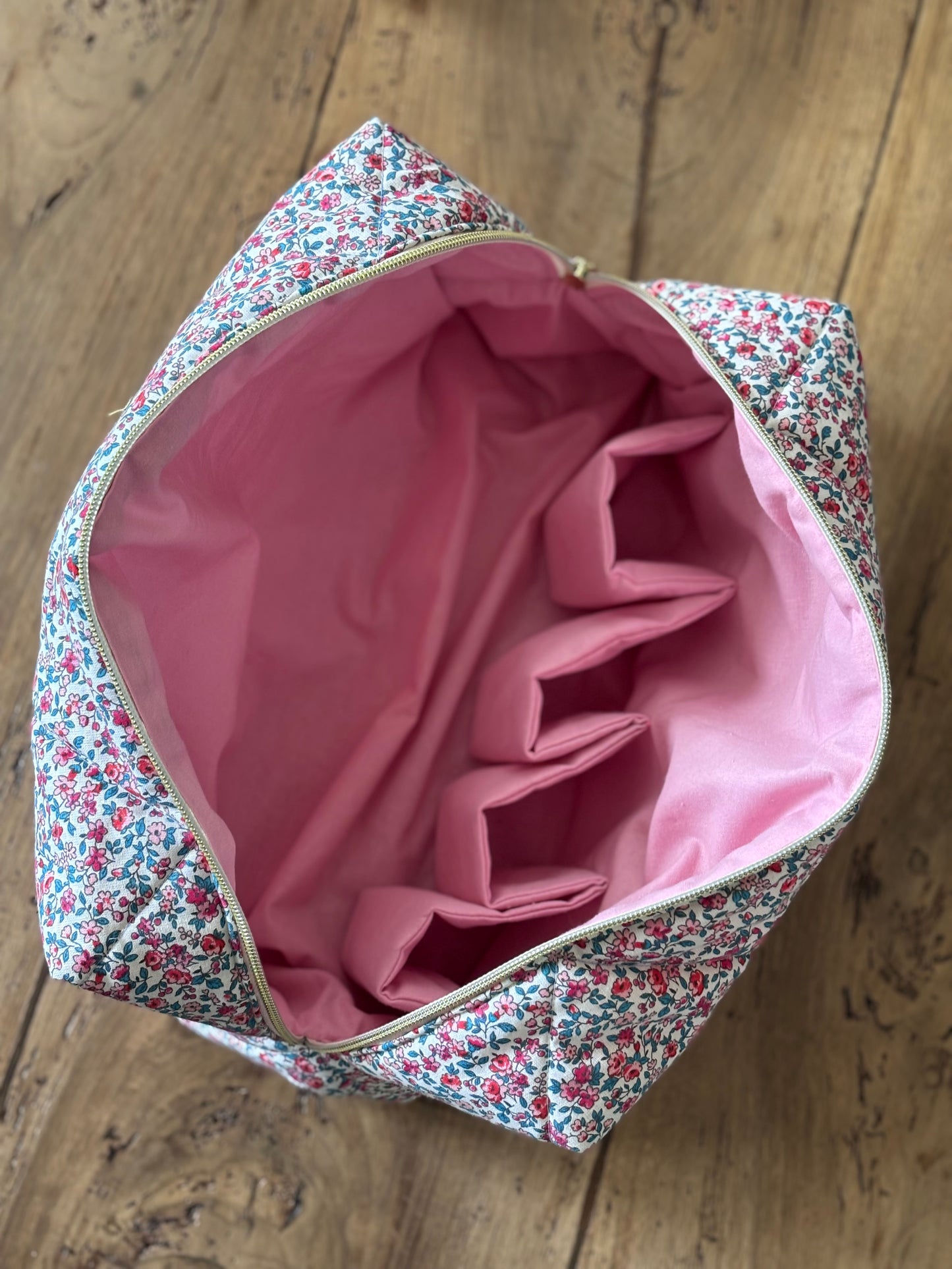 Trousse Eloïse - trousse fleurie matelassée pour Dyson Airwrap et Shark Flexstyle
