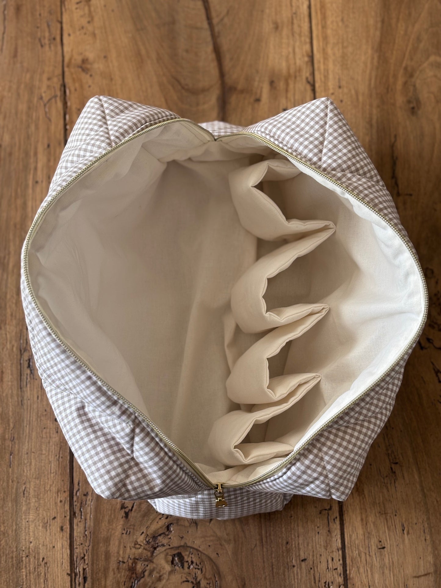 Trousse Camille - trousse vichy sable matelassée pour Dyson Airwrap et Shark Flexstyle