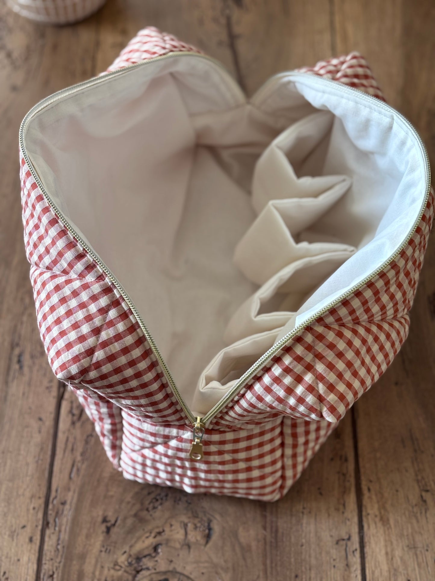 Trousse Zoé - trousse vichy caramel matelassée pour Dyson Airwrap et Shark flexstyle