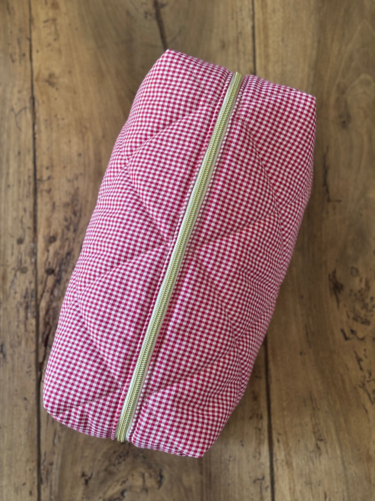 Trousse Camille - trousse vichy rouge matelassée pour Dyson Airwrap et Sharkflextyle
