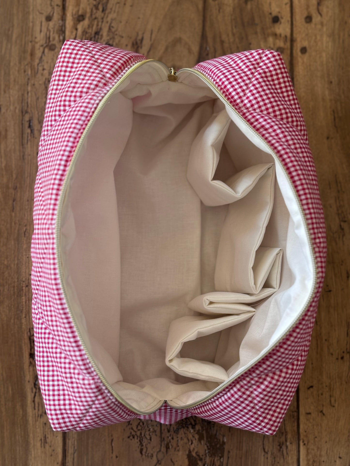 Trousse Camille - trousse vichy rouge matelassée pour Dyson Airwrap et Sharkflextyle