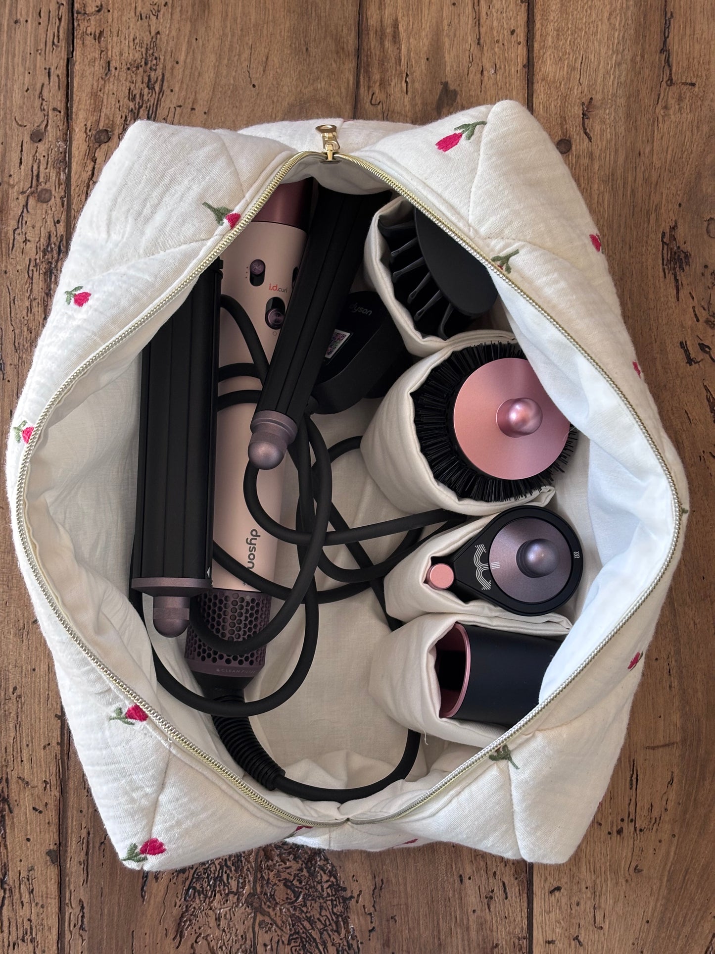 Trousse Rosalie - trousse brodée matelassée pour Dyson Airwrap et Shark FlexStyle