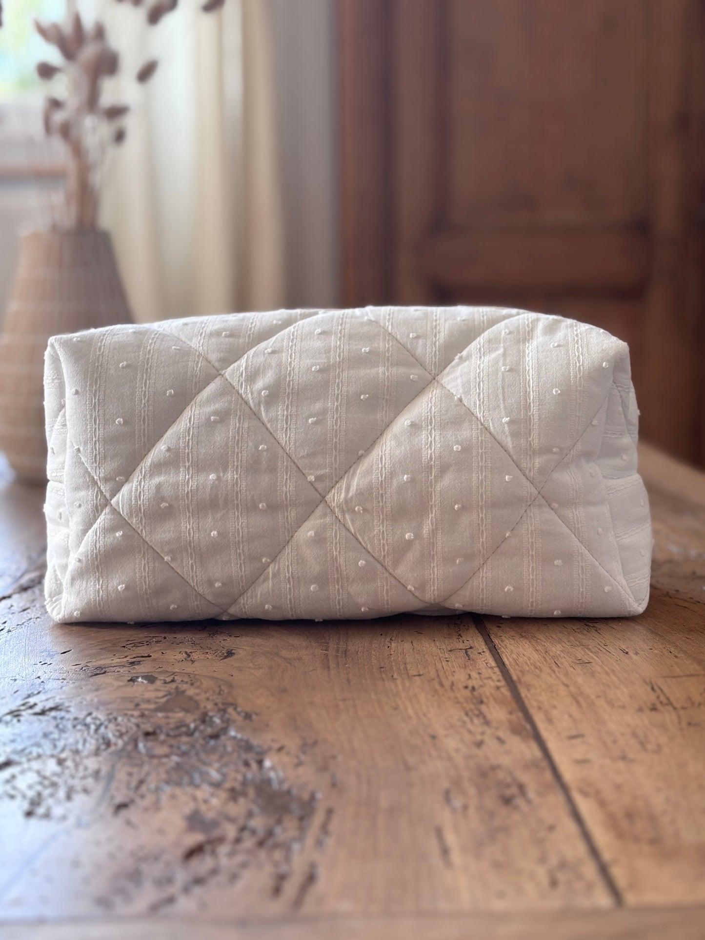 Trousse beauté matelassée Broderie Ecrue