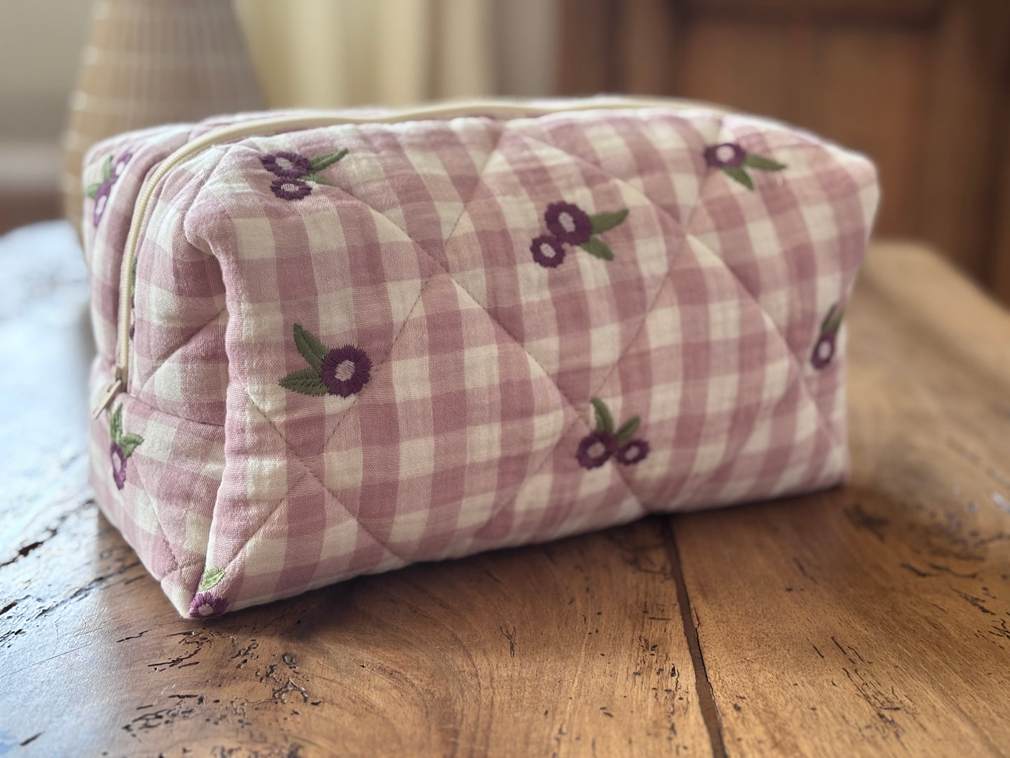 Trousse beauté matelassée Vichy Mauve Brodée