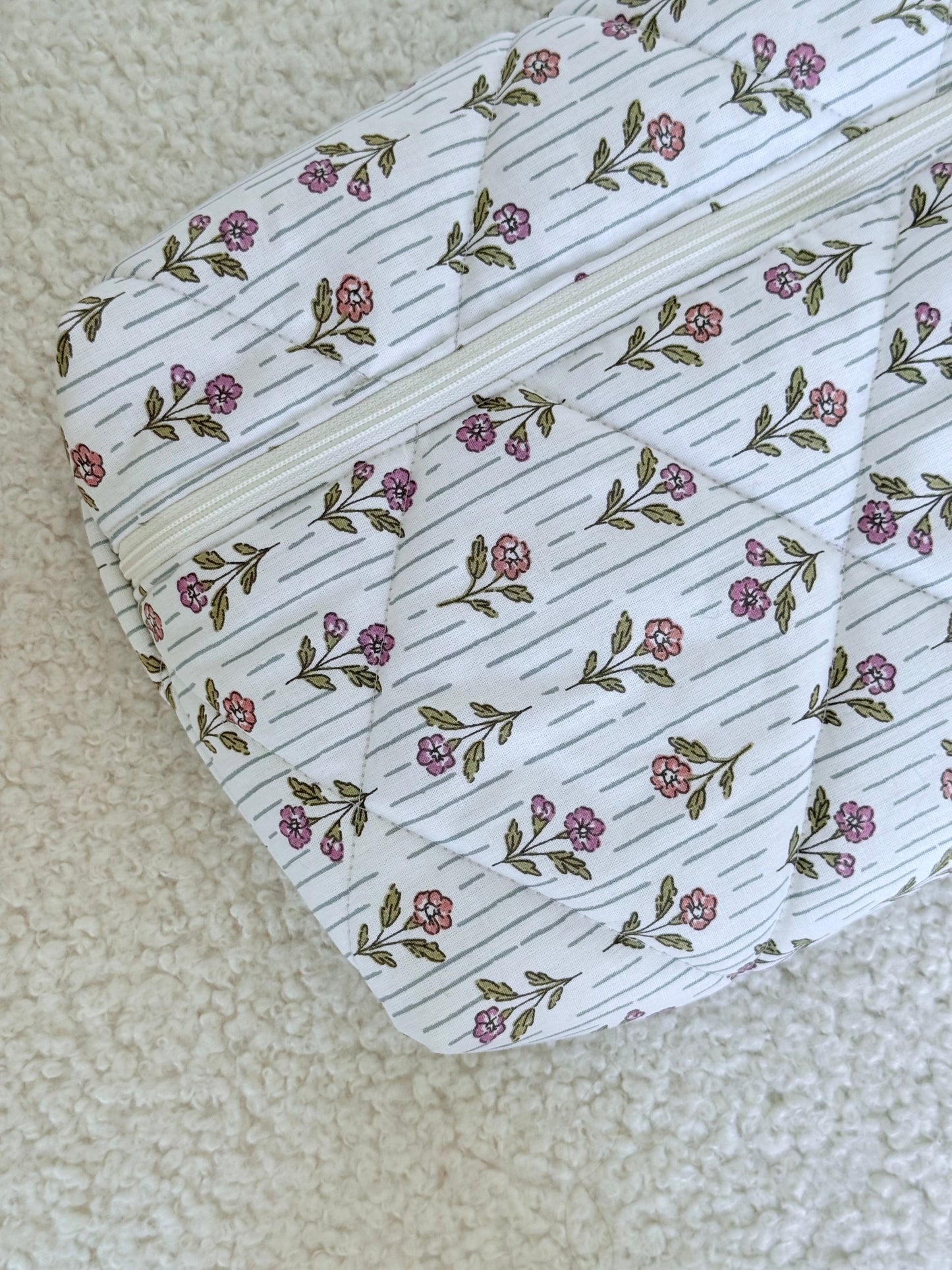 Pochette livre broché Léonie – fleurie