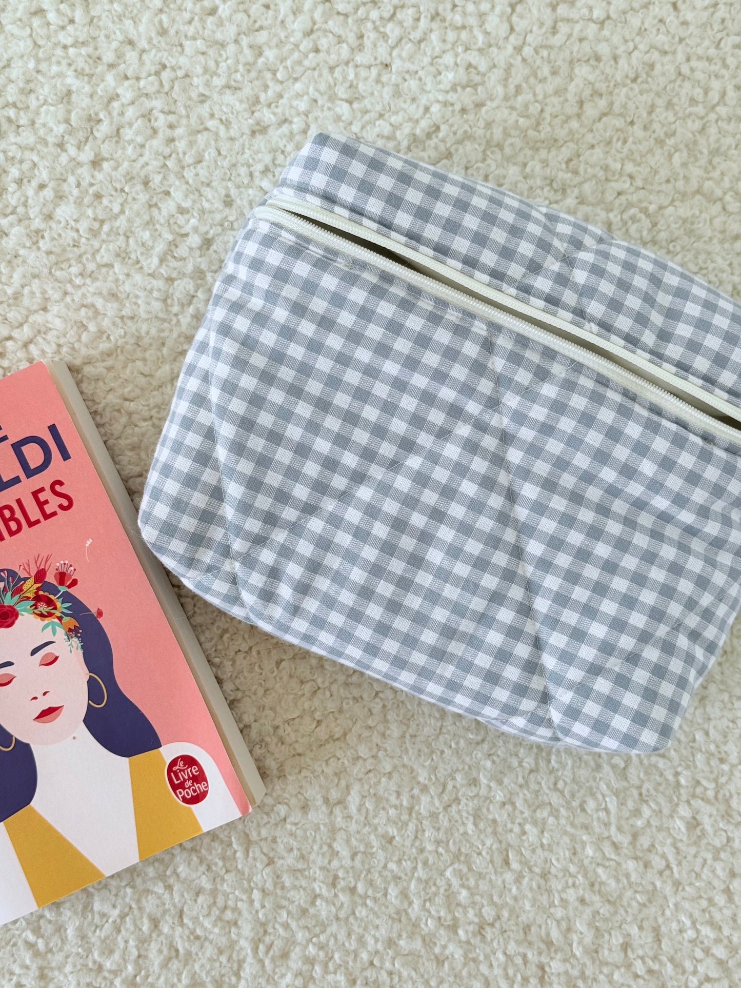 Pochette livre & liseuse Kindle Louise – Vichy bleu