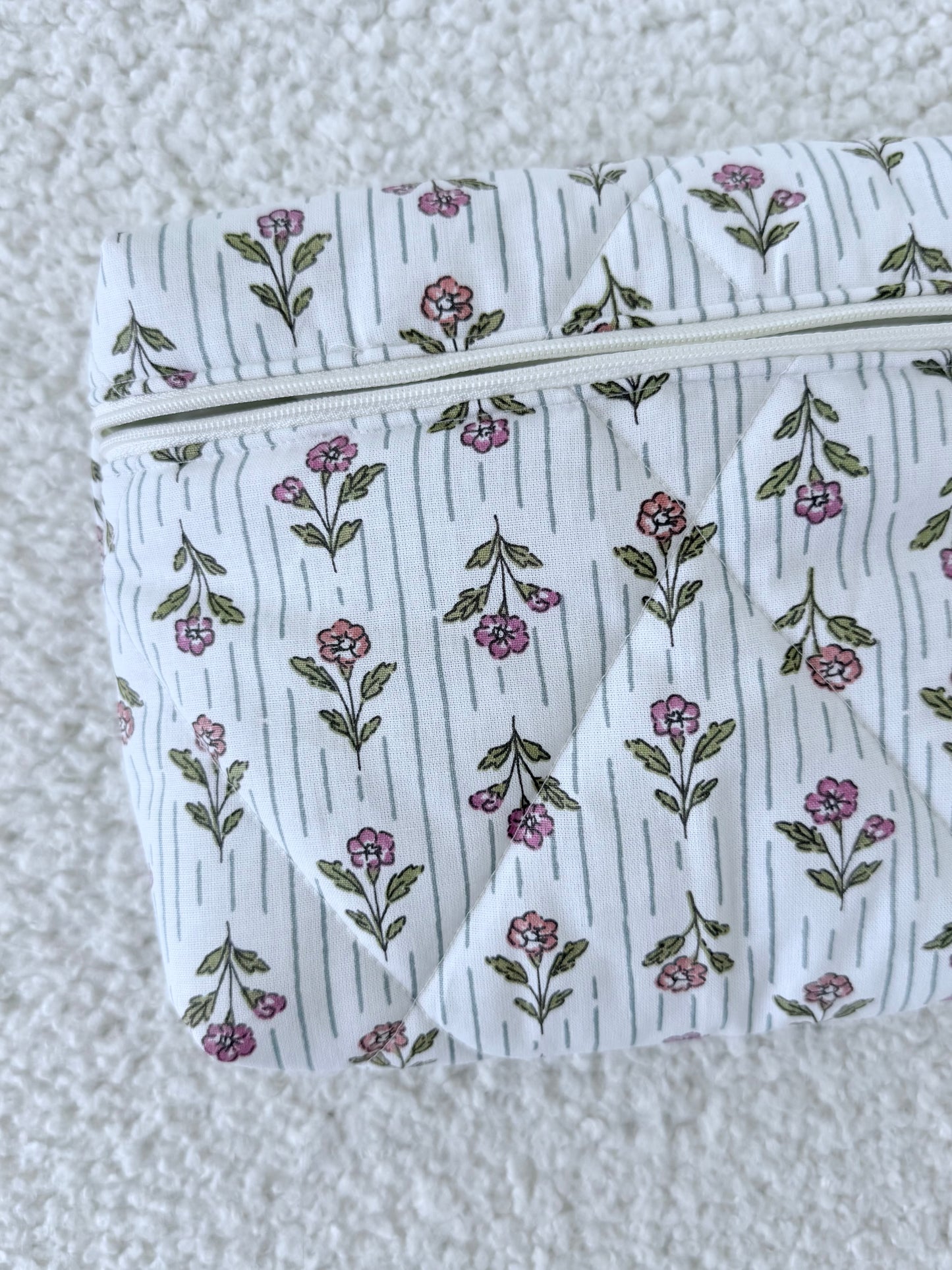 Pochette livre & liseuse Kindle Léonie – fleurie