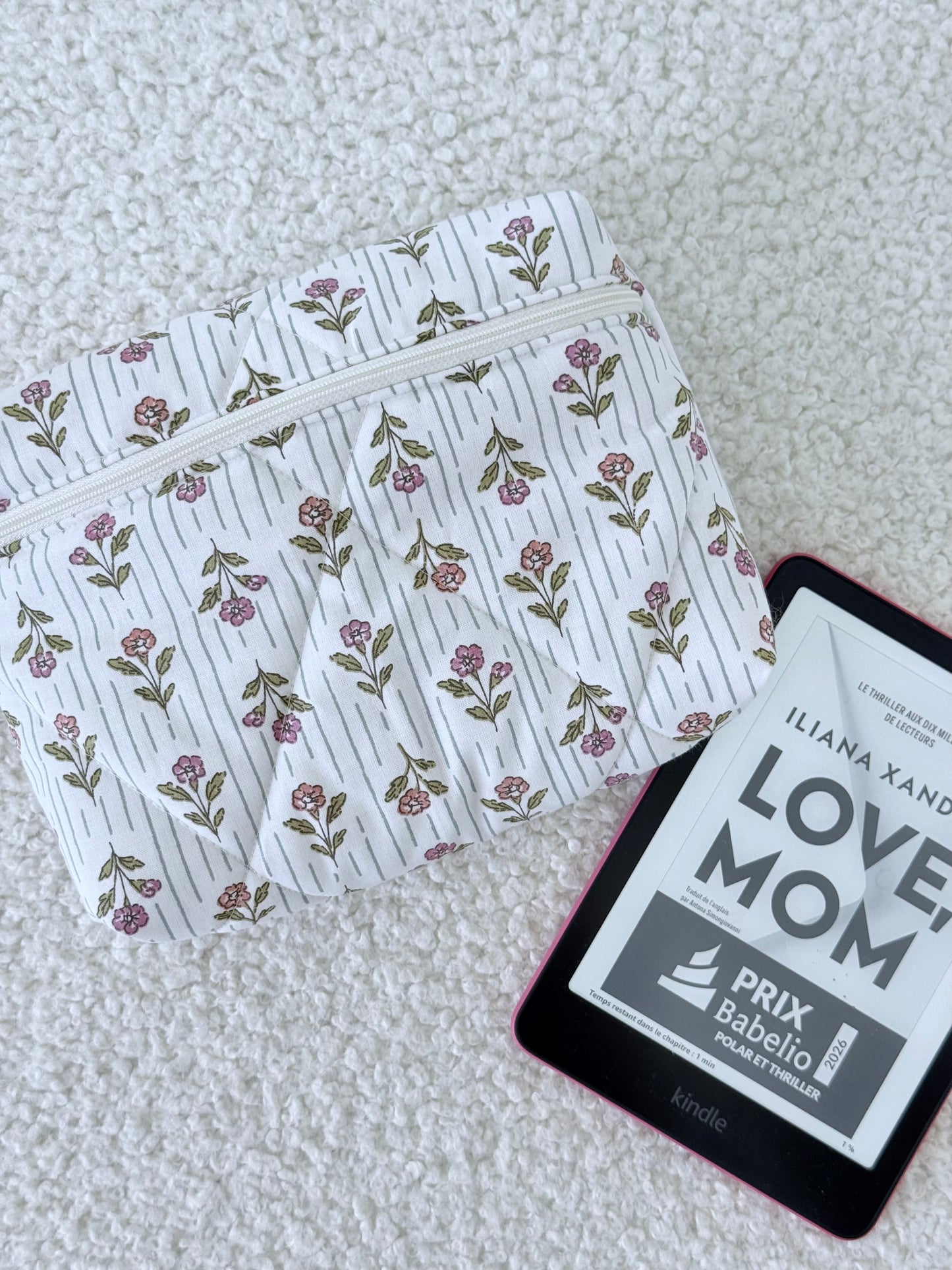 Pochette livre & liseuse Kindle Léonie – fleurie