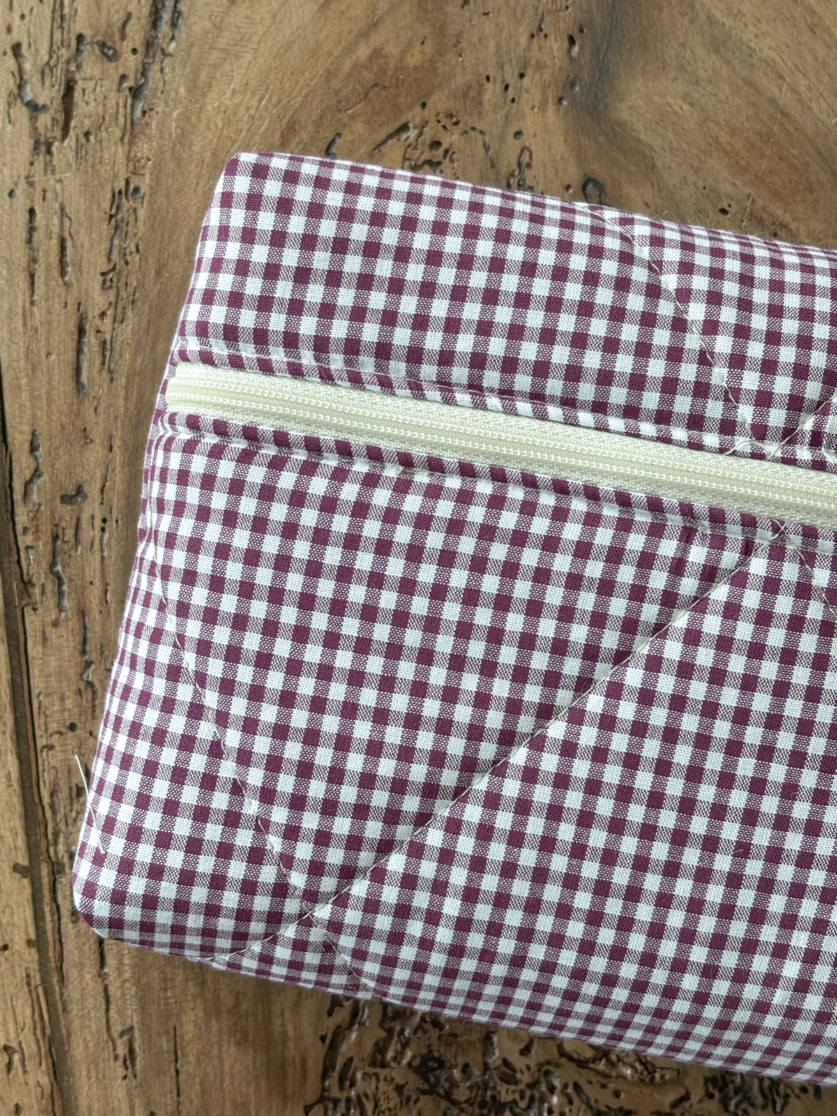 Pochette livre de poche - vichy bordeaux Camille - Compatible Kindle
