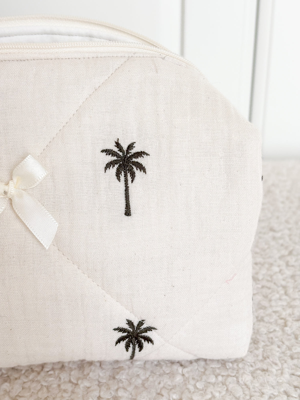 Trousse beauté matelassée brodée palmiers – Paloma