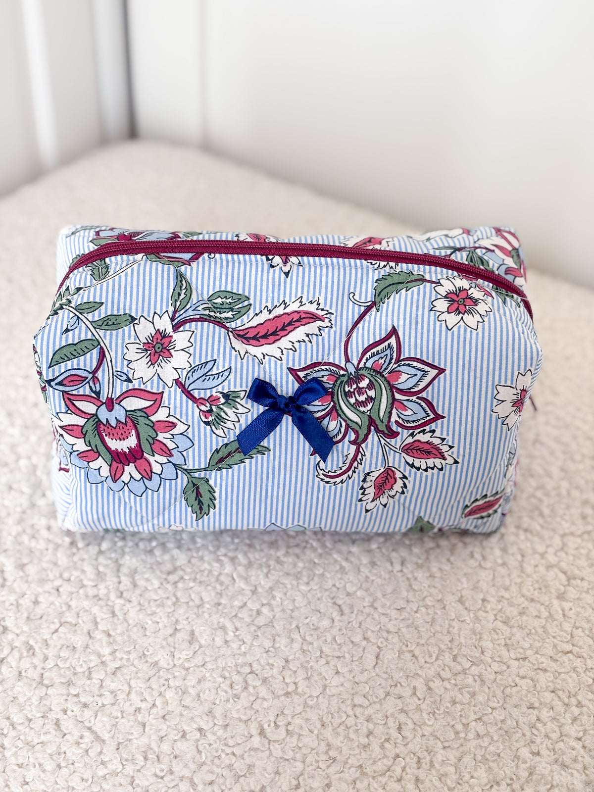 Trousse beauté matelassée fleurie – Constance