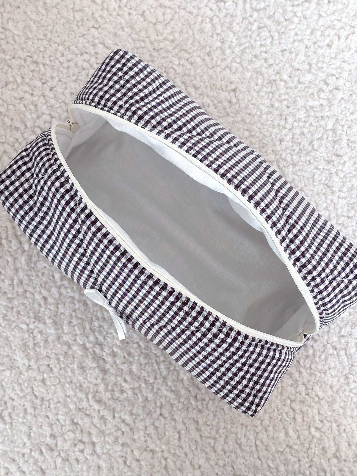 Trousse beauté matelassée vichy marron – Camille